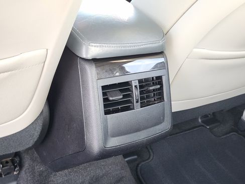 Used 2015 Toyota Avalon XLE Premium image 37