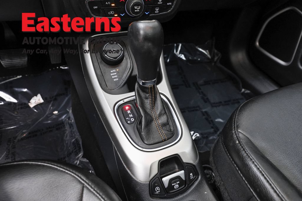 Used 2018 Jeep Compass Latitude w/ Popular Equipment Group AWD/4WD image 22