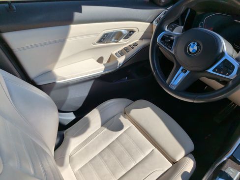 Used 2021 BMW M340i w/ Executive Package image 35