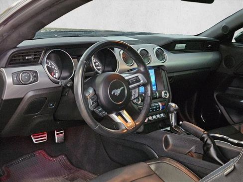 Used 2022 Ford Mustang GT Premium w/ Black Accent Package RWD image 8