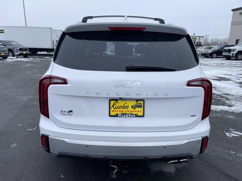 Used 2024 Kia Telluride S w/ S Sunroof Package image 7