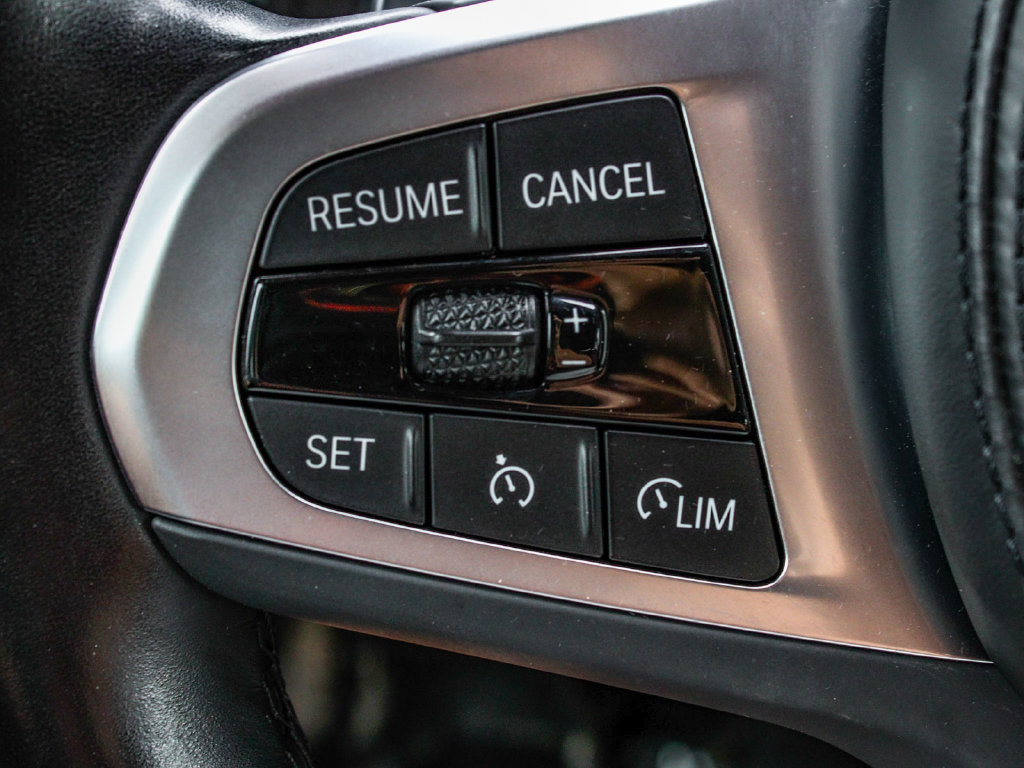 Used 2023 BMW X4 xDrive30i w/ M Sport Package AWD/4WD image 28