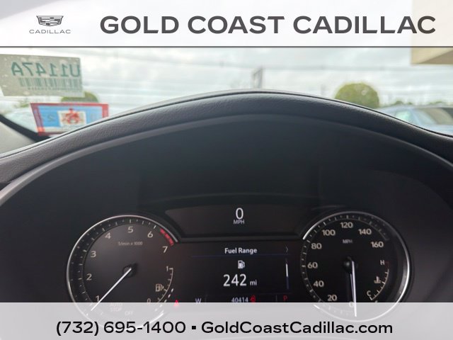Used 2020 Cadillac XT4 Luxury w/ Cold Weather Package FWD image 17