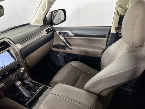Used 2021 Lexus GX 460 Premium image 24