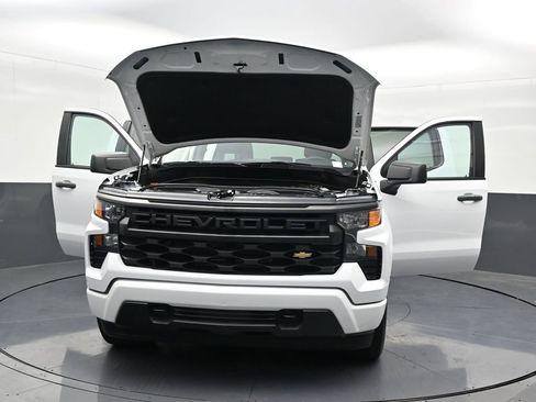 Used 2023 Chevrolet Silverado 1500 Custom RWD image 36