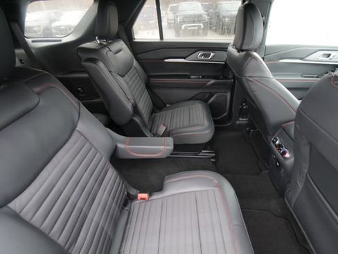 New 2026 Ford Explorer ST-Line w/ ST-Line Street Pack image 33