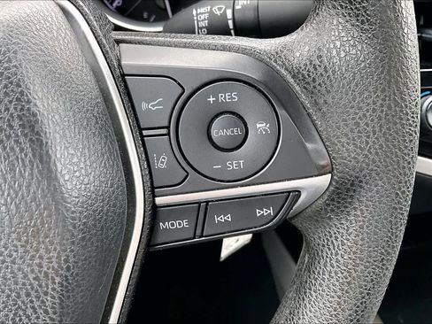 Used 2023 Toyota Camry LE image 21