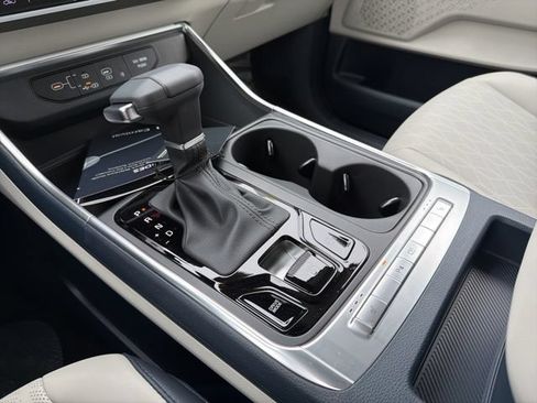 New 2026 Kia Carnival EX FWD image 19