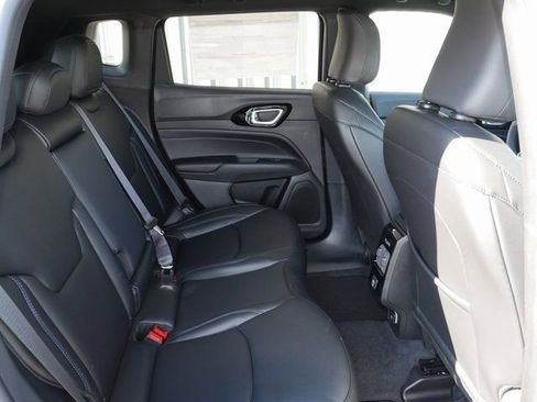 New 2026 Jeep Compass Limited image 24