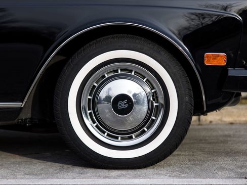 Used 1991 Rolls-Royce Corniche III image 16