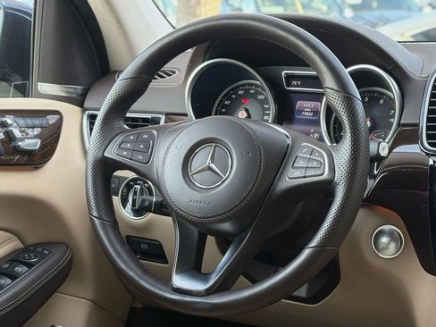 Used 2018 Mercedes-Benz GLS 450 4MATIC image 26