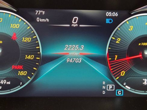 Used 2021 Mercedes-Benz C 300 4MATIC Sedan image 21