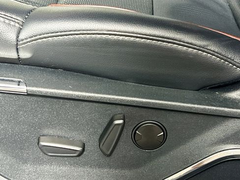 Used 2024 Ford F350 Lariat w/ Lariat Ultimate Package image 15