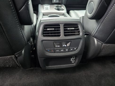 Used 2022 Honda Pilot Special Edition image 25