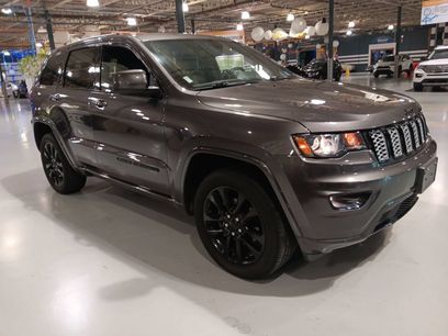 Used 2020 Jeep Grand Cherokee Altitude