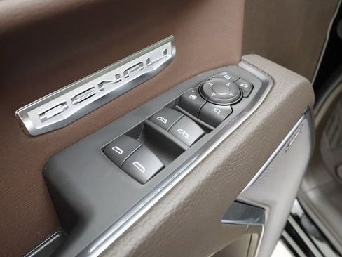 Used 2025 GMC Sierra 1500 Denali w/ Technology Package image 8