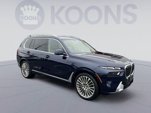 Used 2023 BMW X7 xDrive40i w/ Executive Package image 10
