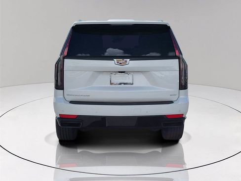 Used 2024 Cadillac Escalade Sport Platinum RWD image 5