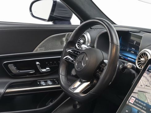 Used 2022 Mercedes-Benz SL 63 AMG SL 63 AMGﾮ w/ Driver Assistance Package image 35