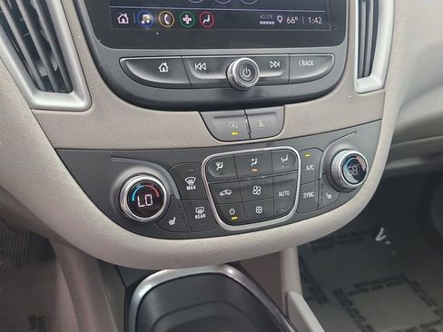 Used 2023 Chevrolet Malibu LT image 33