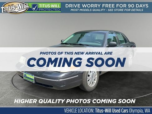Used 2005 Ford Crown Victoria LX RWD image 3