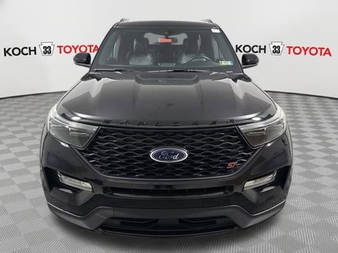 Used 2020 Ford Explorer ST w/ ST Street Pack image 2