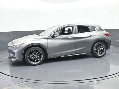 Used 2017 INFINITI QX30 Sport w/ Sport Leather Package image 2