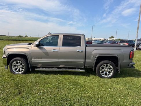 Used 2017 GMC Sierra 1500 SLT w/ SLT Premium Package AWD/4WD image 8