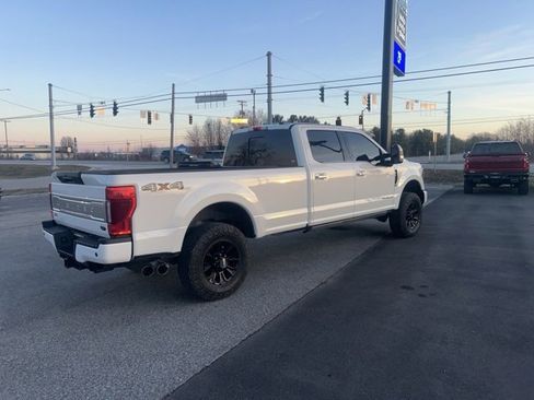 Used 2020 Ford F350 Limited image 7