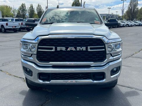 Used 2022 RAM 2500 Big Horn w/ Cold Weather Group AWD/4WD image 6