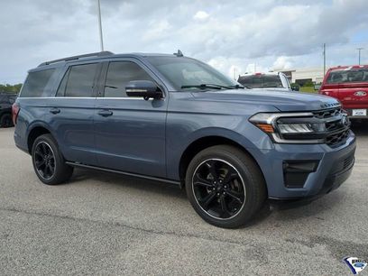 Used 2023 Ford Expedition Limited