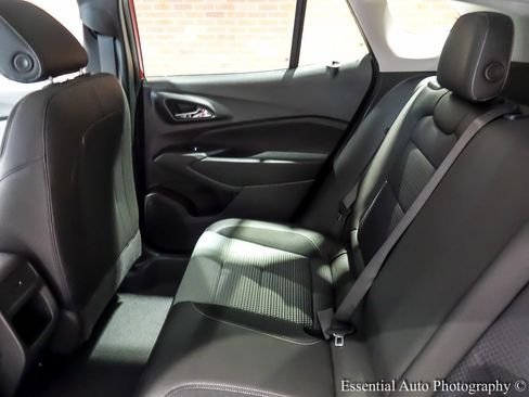 New 2026 Chevrolet Trax LT w/ Driver Confidence Package image 12