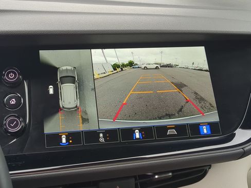 Used 2023 Buick Envision Avenir AWD/4WD image 14