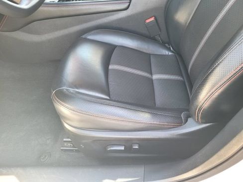 Used 2024 Nissan Altima 2.5 SR FWD image 16