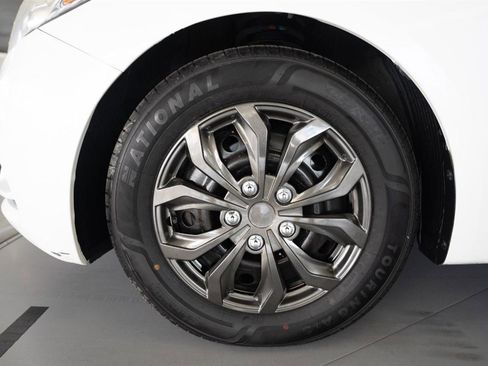 Used 2015 Kia Forte LX w/ Popular Package FWD image 9