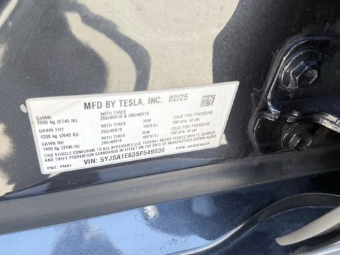 Used 2025 Tesla Model S Plaid AWD/4WD image 29