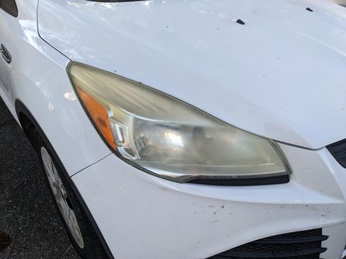 Used 2014 Ford Escape S image 5