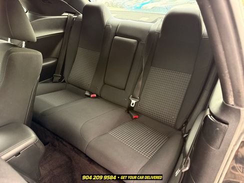Used 2019 Dodge Challenger R/T Scat Pack w/ Driver Convenience Group RWD image 30