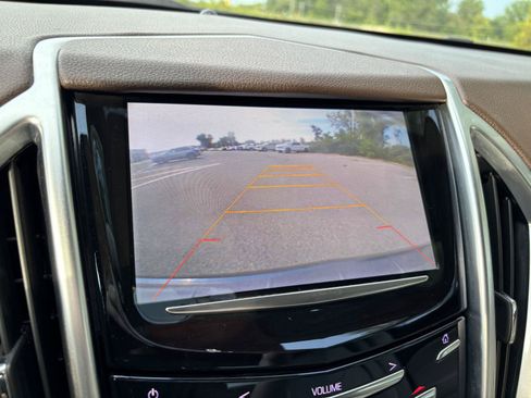 Used 2015 Cadillac SRX Luxury w/ Driver Awareness Package AWD/4WD image 25
