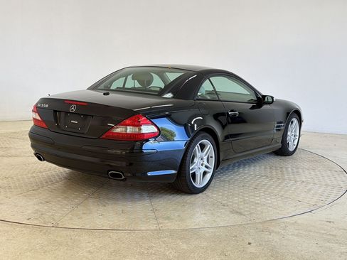 Used 2008 Mercedes-Benz SL 550 w/ AMG Sport Pkg image 9