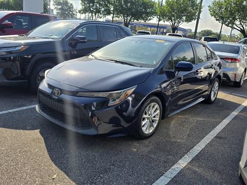 Used 2022 Toyota Corolla LE w/ LE Convenience Package FWD image 14