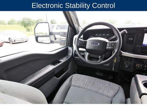 Used 2024 Ford F250 XLT image 10