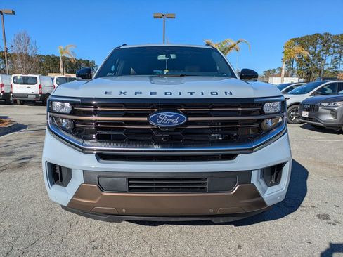 New 2025 Ford Expedition Max King Ranch image 9