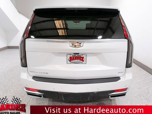 Used 2021 Cadillac Escalade Premium Luxury Platinum image 4