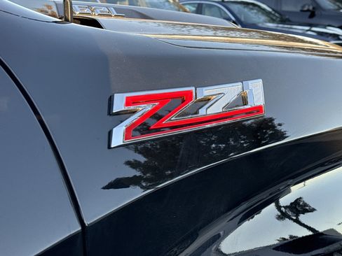 Used 2024 Chevrolet Silverado 1500 LT Trail Boss w/ LT Trail Boss Premium Package image 41