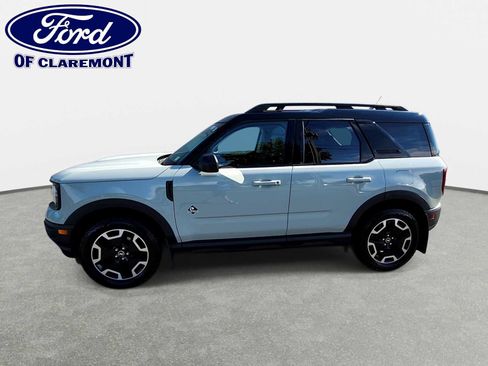 Used 2022 Ford Bronco Sport Outer Banks w/ Tech Package AWD/4WD image 4