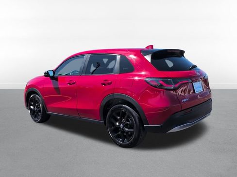 Used 2025 Honda HR-V Sport image 8