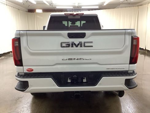 New 2026 GMC Sierra 2500 Denali Ultimate image 7