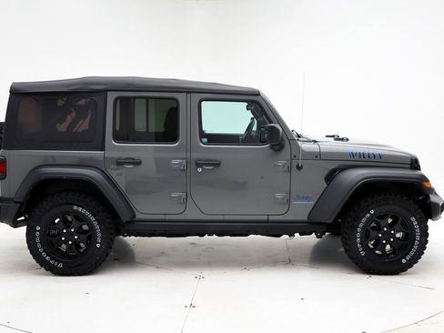 Used 2023 Jeep Wrangler Unlimited AWD/4WD image 3