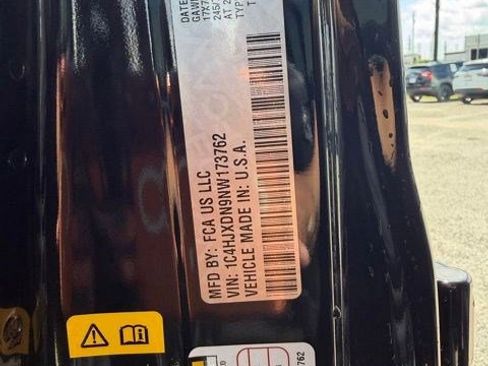 Used 2022 Jeep Wrangler Unlimited Sport image 9